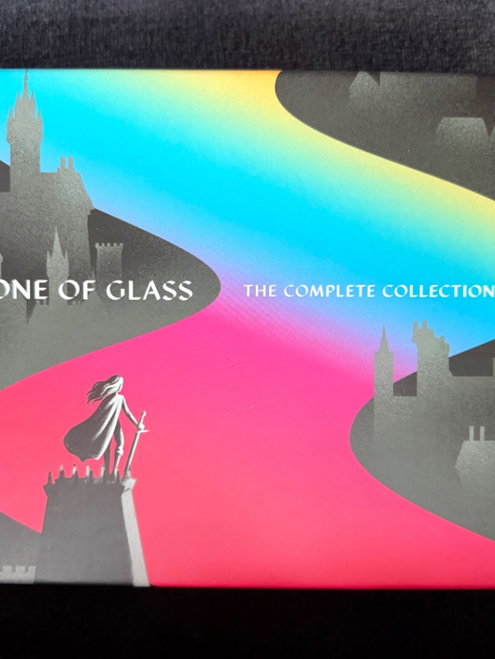 Throne of Glass by Sarah J. Maas — Complete Series - Picture 3 of 3